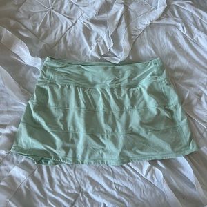 lululemon pace rival mid rise skirt size 6